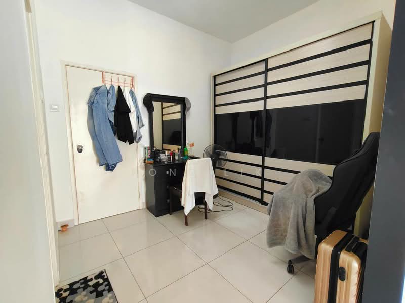 2-storey Terraced House for Sale in Mutiara Rini (Skudai) - Fong Lik - Bedroom - PropertyGuru.com.my