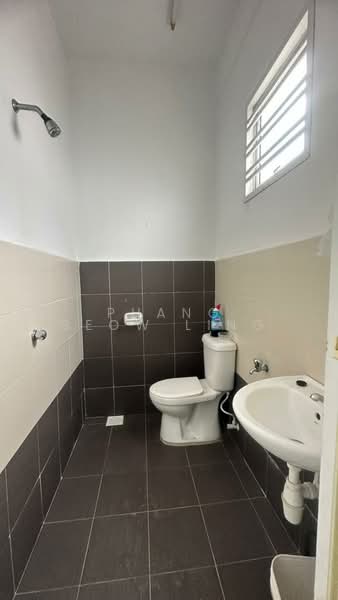 TAMAN BUKIT TAMBUN PERDANA 2 untuk Untuk Dijual - RM 290,000, Mac 2026 - Bathroom - PropertyGuru.com.my