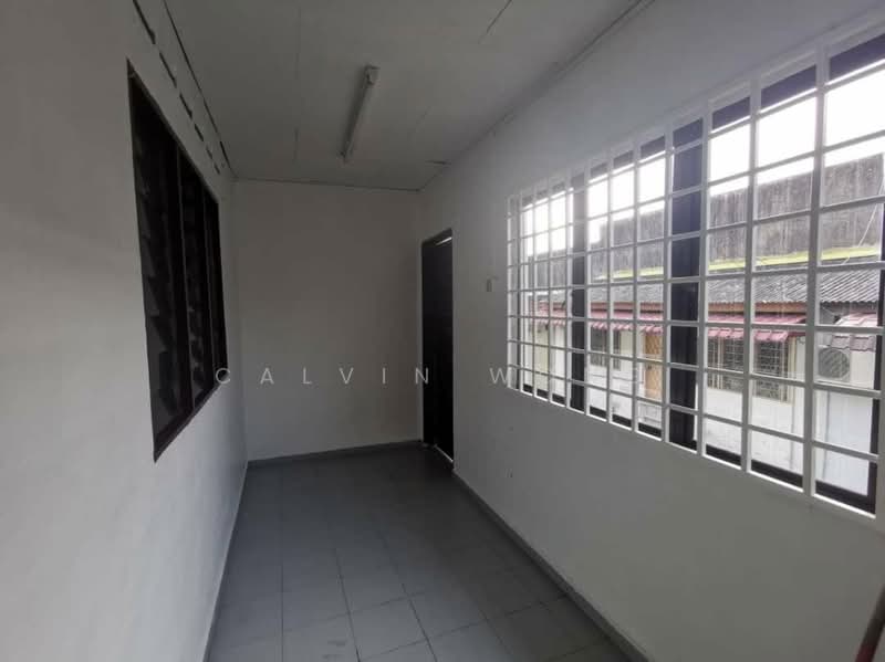 1-storey Terraced House for Sale in Taman Ungku Tun Aminah (Skudai) - Calvin Wong - Interior - PropertyGuru.com.my