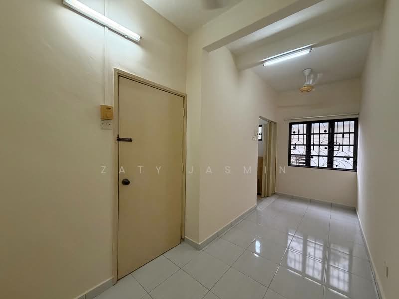 2-storey Terraced House for Sale in Wangsa Melawati (Wangsa Maju) - Zaty Jasmin - Corridor - PropertyGuru.com.my