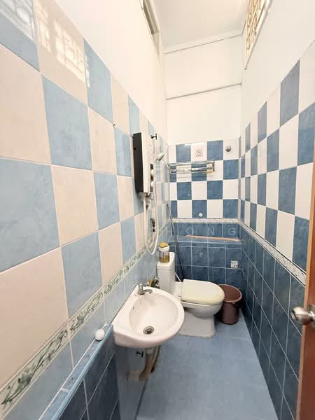 PJS 9 untuk Untuk Disewa - RM 550 /bulan, Mac 2026 - Bathroom - PropertyGuru.com.my