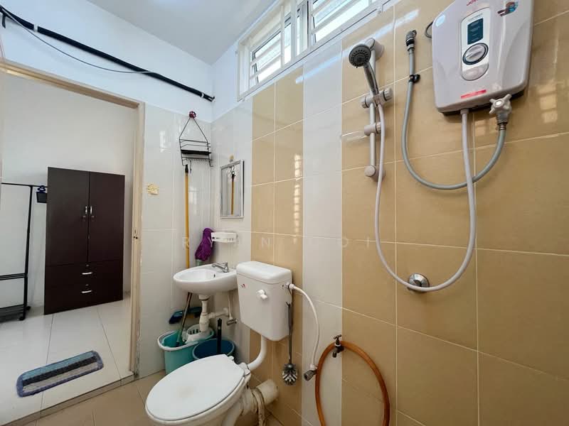 2-storey Terraced House for Sale in Taman Amira (Alor Setar) - Ryan Ooi - Bathroom - PropertyGuru.com.my