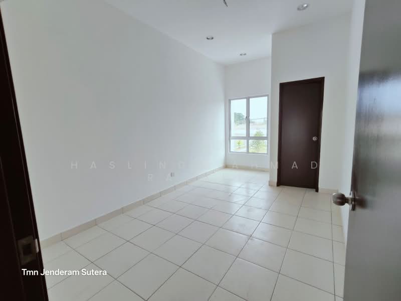 Terraced House for Sale in Sepang (Selangor) - Haslinda Ahmad Razali - Interior - PropertyGuru.com.my