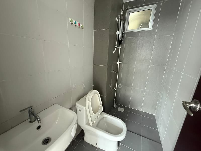 Service Residence for Sale at Pandan Residence - Kay Ng - Bathroom - PropertyGuru.com.my