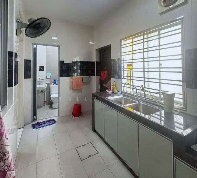 2-storey Terraced House for Sale in Nusa Sentral (Iskandar Puteri (Nusajaya)) - Janlly Jong - Bathroom - PropertyGuru.com.my