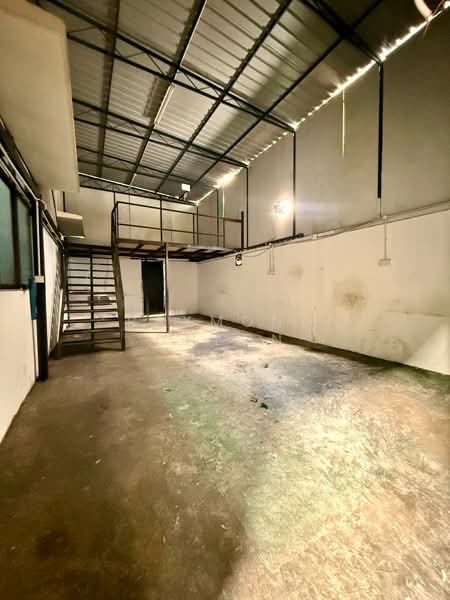 Semi-D Factory for Rent in Taman Desa Cemerlang (Ulu Tiram) - Raymond Cheon - Interior - PropertyGuru.com.my