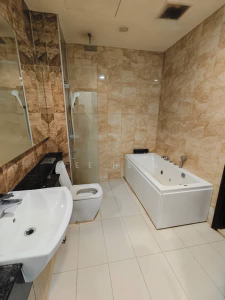 Paragon Suites @ CIQ untuk Untuk Disewa - RM 2,200 /bulan, Mac 2026 - Bathroom - PropertyGuru.com.my