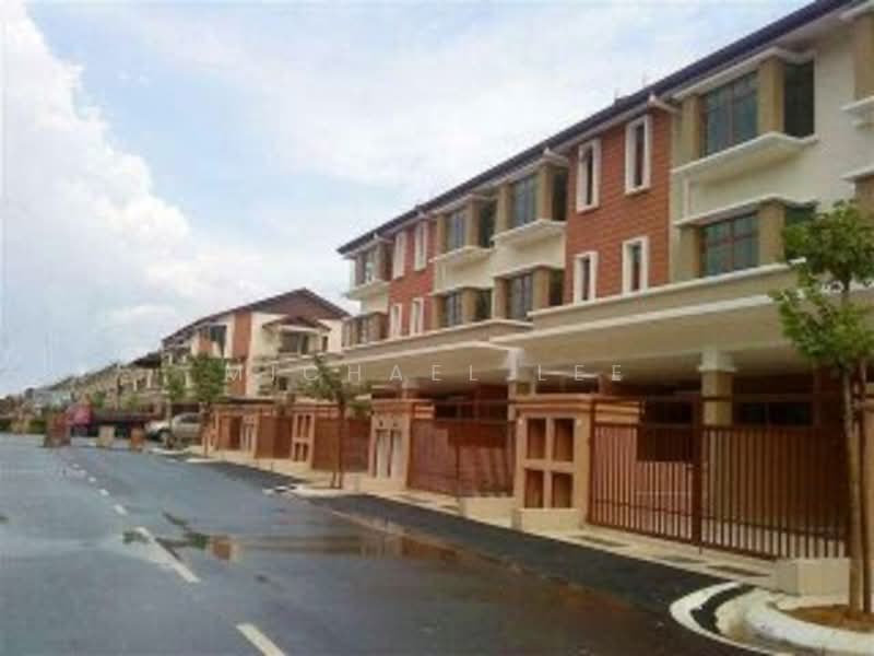 3-storey Terraced House for Rent in Laman Rimbunan (Kepong) - Michael Lee - Exterior - PropertyGuru.com.my