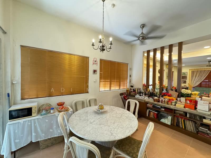 Semi-Detached House for Sale in Ampang Jaya (Ampang) - Adi Mohamad - Dining Room - PropertyGuru.com.my