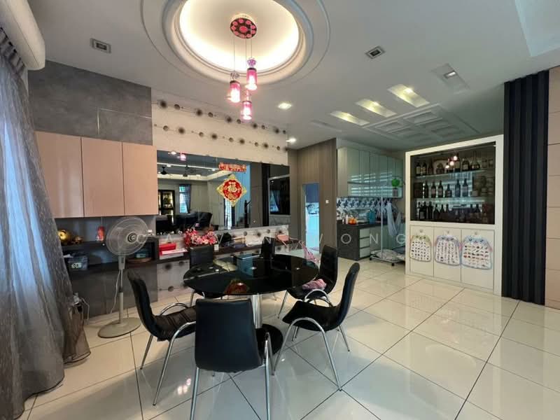 Semi-Detached House for Sale in Taman Gaya (Ulu Tiram) - Calvin Wong - Dining Room - PropertyGuru.com.my