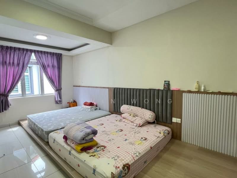 Semi-Detached House for Sale in Taman Gaya (Ulu Tiram) - Calvin Wong - Bedroom - PropertyGuru.com.my