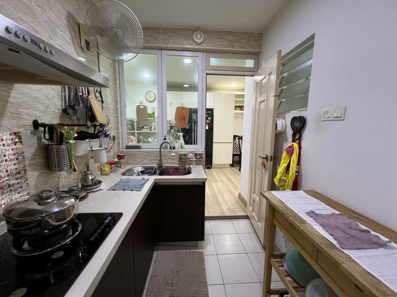 Subang Parkhomes untuk Untuk Dijual - RM 830,000, Mac 2026 - Kitchen - PropertyGuru.com.my