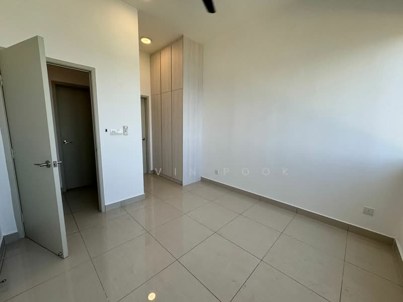 Condominium for Sale at Skyvilla @ D'Island - Kelvin Pook - Interior - PropertyGuru.com.my