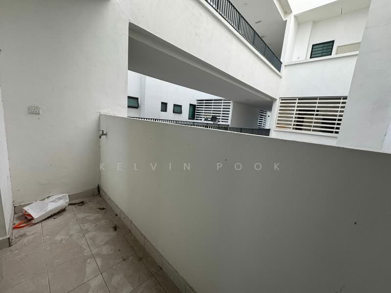 Condominium for Sale at Skyvilla @ D'Island - Kelvin Pook - PropertyGuru.com.my