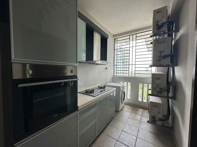 Untuk Dijual - Molek Pine 2