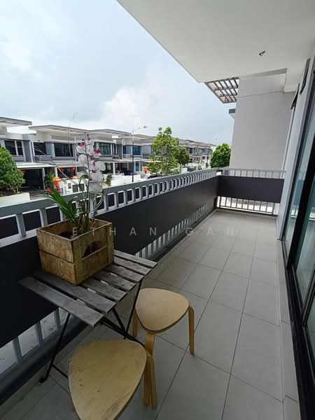 Cluster House for Sale in Setia Eco Cascadia (Tebrau) - Ethan Gan - Balcony - PropertyGuru.com.my