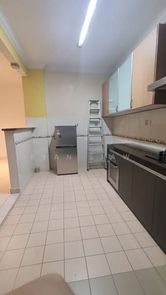 Casa Puteri Condominium untuk Untuk Disewa - RM 1,499 /bulan, Mac 2026 - Kitchen - PropertyGuru.com.my