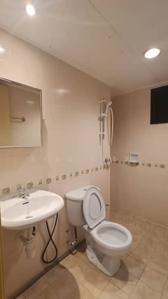 Casa Puteri Condominium untuk Untuk Disewa - RM 1,499 /bulan, Mac 2026 - Bathroom - PropertyGuru.com.my