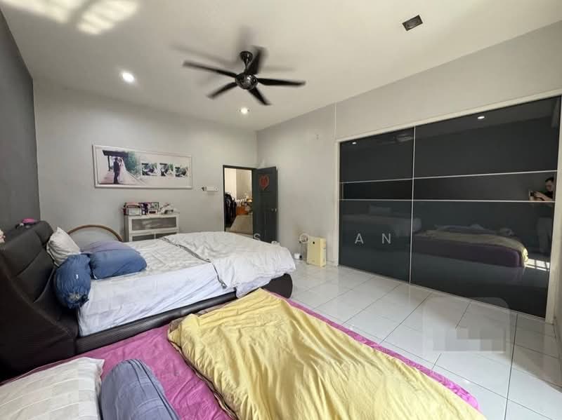 Jalan Harmoni, Batu Belah Klang untuk Untuk Dijual - RM 585,000, Mac 2026 - Bedroom - PropertyGuru.com.my