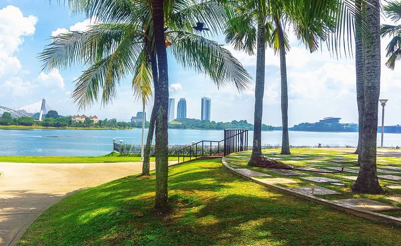 Perdana Lakeview East untuk Untuk Disewa - RM 5,000 /bulan, Mac 2026 - Exterior - PropertyGuru.com.my