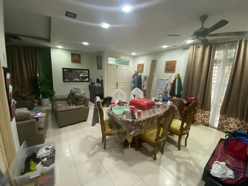 Cluster House for Sale in Skudai (Johor) - Nickki Lim - Living Room - PropertyGuru.com.my