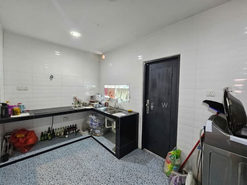 2-storey Terraced House for Sale in Taman Nusa Bestari (Iskandar Puteri (Nusajaya)) - Alan Chew - Kitchen - PropertyGuru.com.my