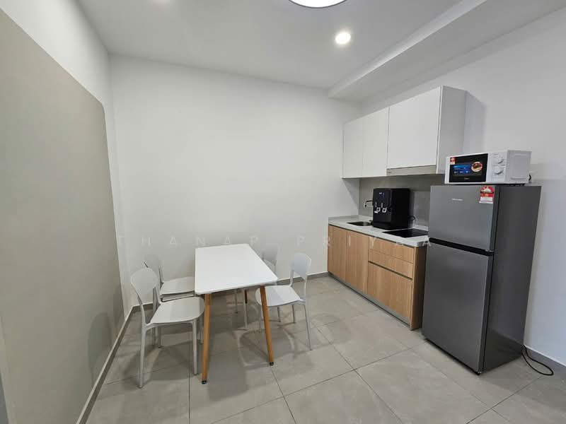 Service Residence for Rent at YOLO Signature Suites - Thanap Priyaa - Kitchen - PropertyGuru.com.my