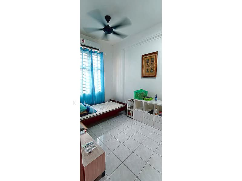 1-storey Terraced House for Sale in Seksyen 4 (Kota Damansara) - Kelvin Ng - Bedroom - PropertyGuru.com.my