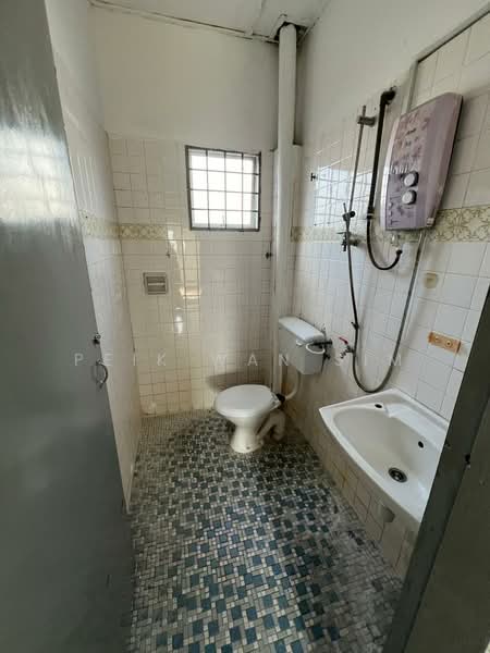 2-storey Terraced House for Sale in Cheras (Kuala Lumpur) - Peik Wan Sim - Bathroom - PropertyGuru.com.my
