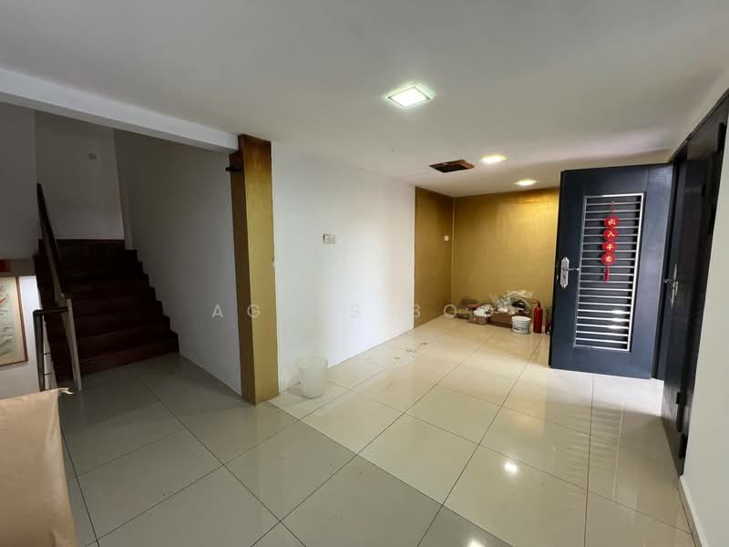 2.5-storey Terraced House for Sale in Taman Bukit Jaya (Ulu Tiram) - Agnes Boo - Entrance - PropertyGuru.com.my