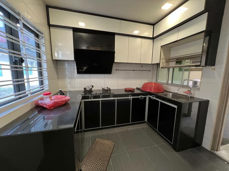 2.5-storey Terraced House for Sale in Taman Bukit Jaya (Ulu Tiram) - Agnes Boo - Kitchen - PropertyGuru.com.my