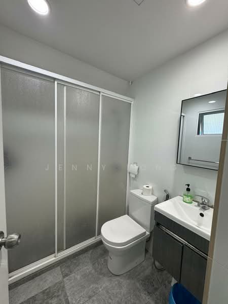 Apartment for Sale at Selesa Hillhomes Resort - Jenny Kong - Bathroom - PropertyGuru.com.my