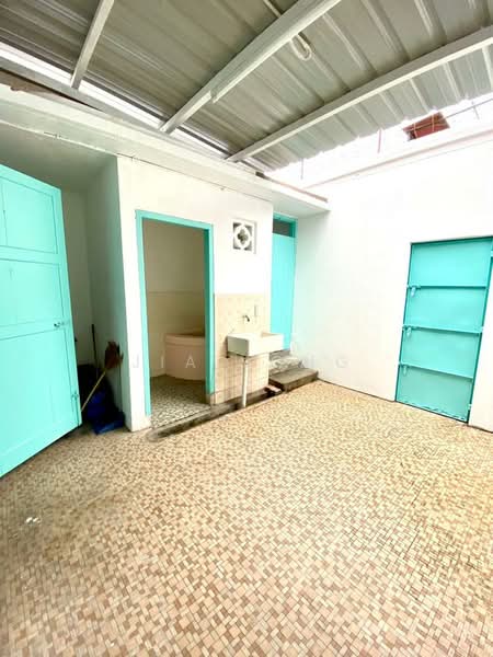 Shop / Office for Rent in George Town (Penang) - Jia Yong - Bathroom - PropertyGuru.com.my