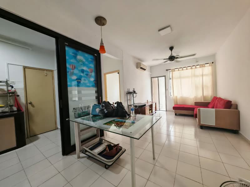 Villa Krystal @ Bandar Selesa Jaya untuk Untuk Dijual - RM 290,000, Mac 2026 - Living Room - PropertyGuru.com.my