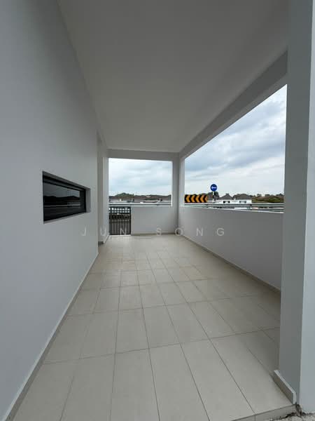 Terraced House for Sale in Taman Desa Tebrau (Tebrau) - Jun Song - Balcony - PropertyGuru.com.my