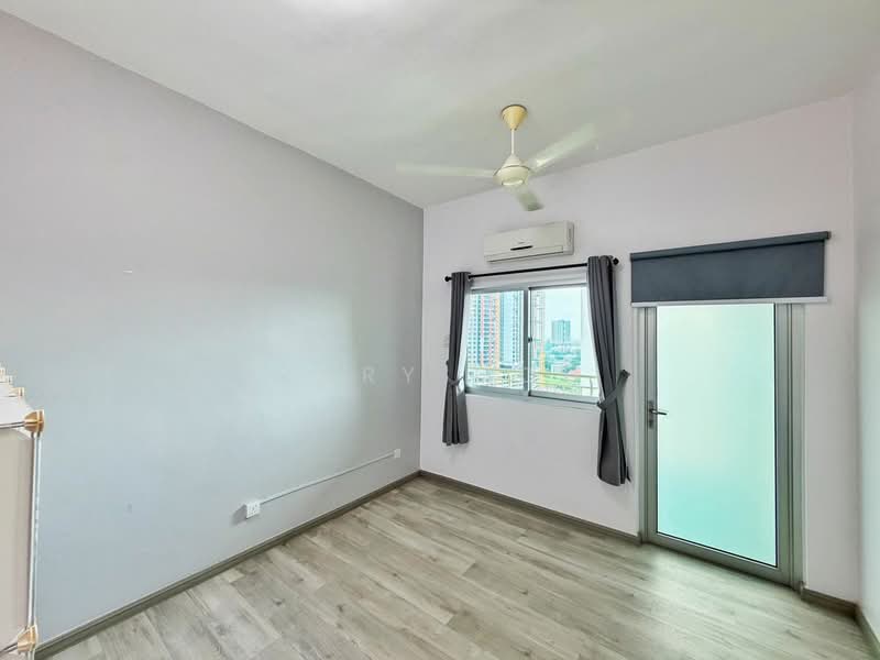 One World 2 (1-Sky) untuk Untuk Dijual - RM 580,000, Mac 2026 - Bedroom - PropertyGuru.com.my