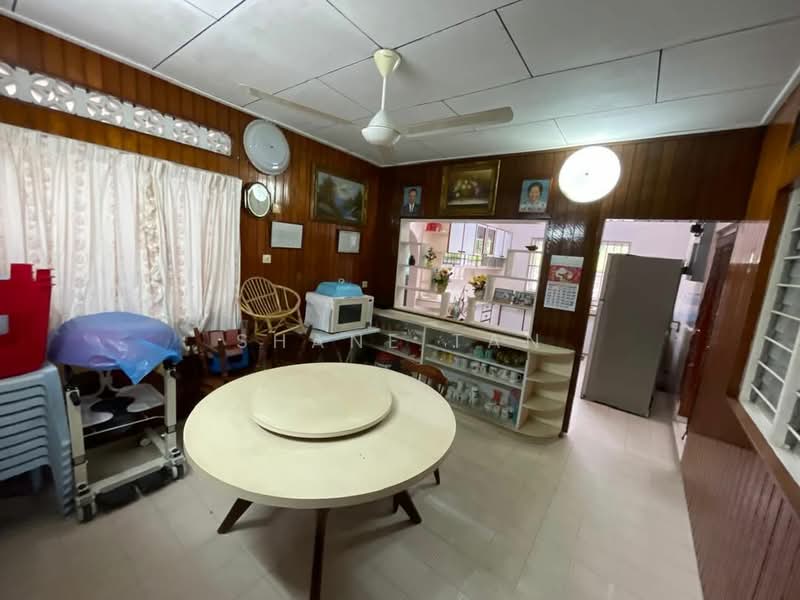 Taman Orkid, Mantin N.S.D.K untuk Untuk Dijual - RM 980,000, Mac 2026 - Dining Room - PropertyGuru.com.my