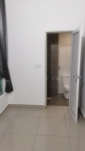Service Residence for Rent at Saville D'lake - Felicia Ng - Bathroom - PropertyGuru.com.my