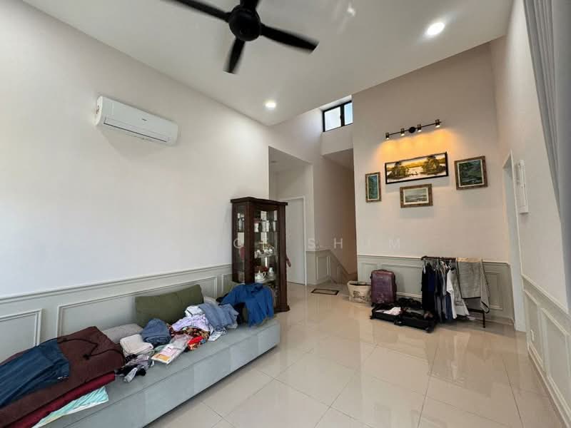 Cluster House for Rent in Taman Ekoflora (Johor Bahru) - Chloe Shum - Living Room - PropertyGuru.com.my