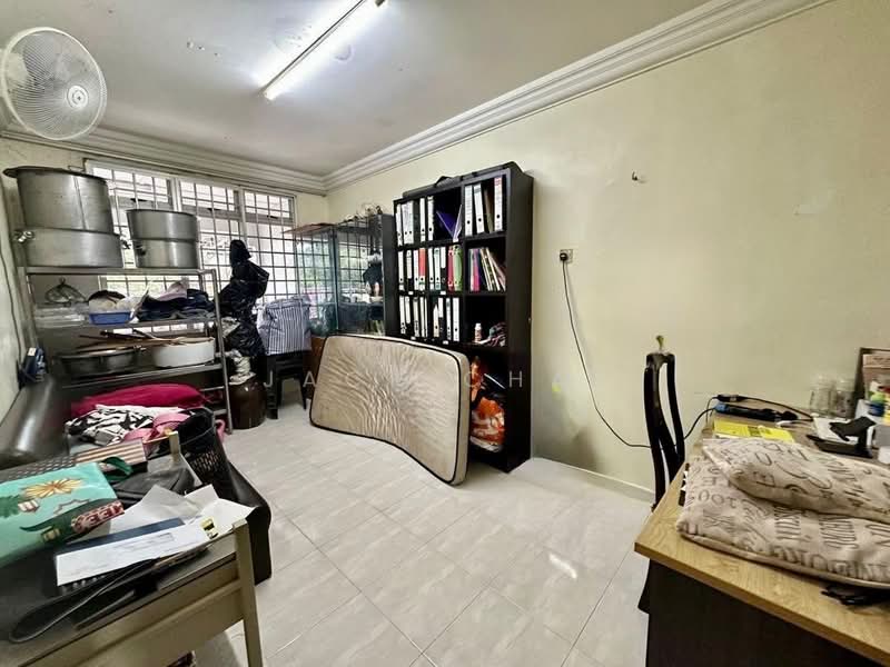 Semi-Detached House for Sale in Taman Bukit Kempas (Tampoi) - Jack Chai - PropertyGuru.com.my