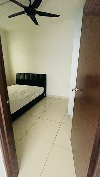 Servis Apartment untuk Dijual di KSL Residence @ Daya - Kay Ng - Bedroom - PropertyGuru.com.my