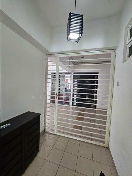 Condominium for Sale at Sterling - Allen Tan - Entrance - PropertyGuru.com.my