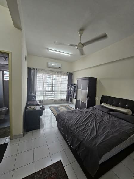 Condominium for Sale at Sterling - Allen Tan - Bedroom - PropertyGuru.com.my