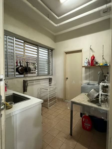 Condominium for Sale at Sterling - Allen Tan - Kitchen - PropertyGuru.com.my