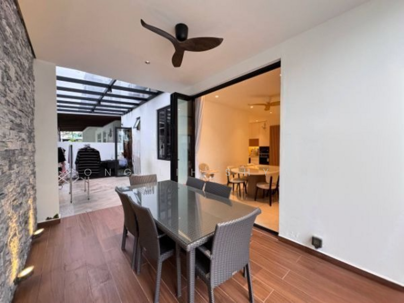 Taman Mutiara Mas (Mutiara Bestari Phase 2) untuk Untuk Dijual - RM 1,650,000, Mac 2026 - Dining Room - PropertyGuru.com.my