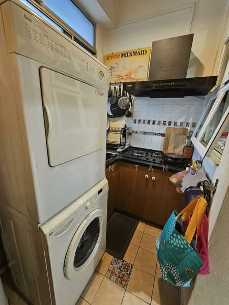 Condominium for Sale at Sterling - Allen Tan - Kitchen - PropertyGuru.com.my