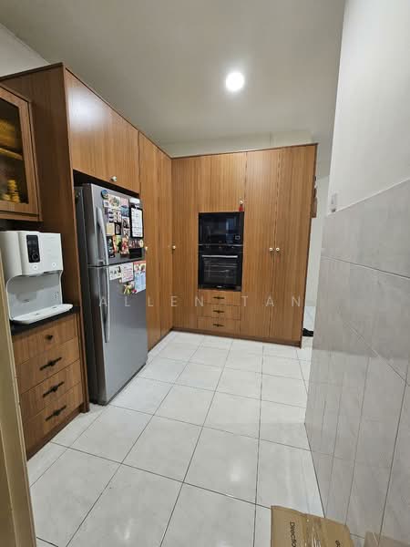 Condominium for Sale at Sterling - Allen Tan - Kitchen - PropertyGuru.com.my