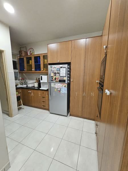 Condominium for Sale at Sterling - Allen Tan - Kitchen - PropertyGuru.com.my