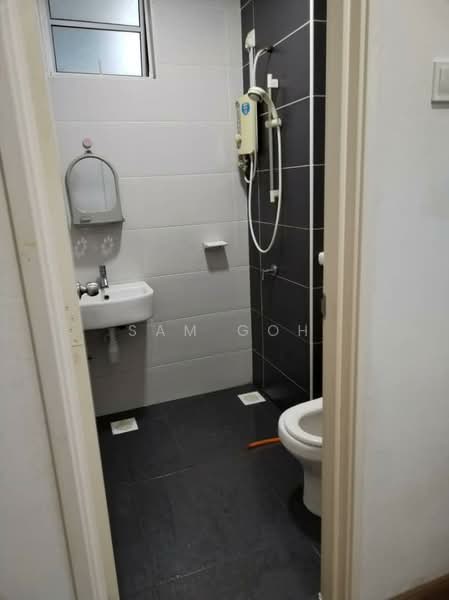 Nusa Heights (Nusa Puncak) untuk Untuk Disewa - RM 1,800 /bulan, Mac 2026 - Bathroom - PropertyGuru.com.my