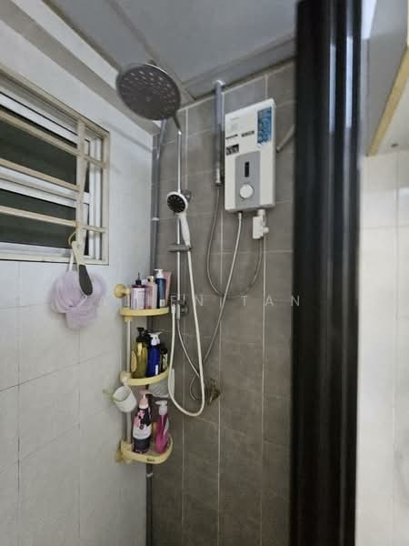 Condominium for Sale at Sterling - Allen Tan - Bathroom - PropertyGuru.com.my